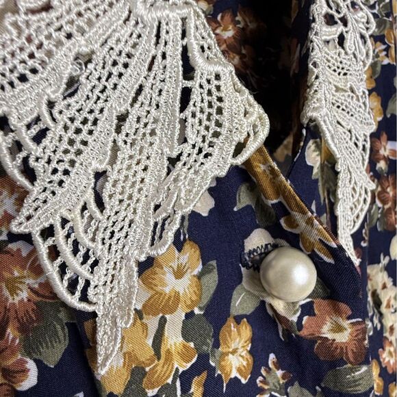 Vintage 80s 90s Floral Dress w/ Lace Collar Puff Sleeves, Romantic Prairie Style - Picture 4 of 11